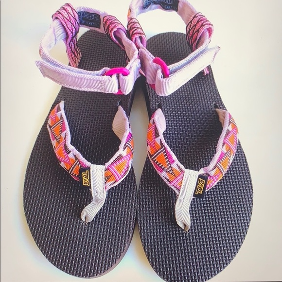 teva size 10